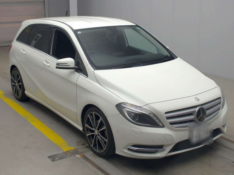 2012 Mercedes Benz B-Class 246242[2]