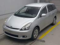 2004 Toyota Wish