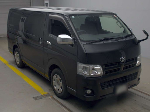 2011 Toyota Hiace Van KDH201V[2]