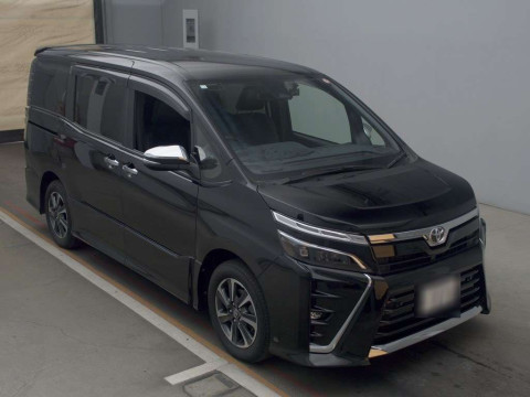 2020 Toyota Voxy ZRR80W[2]