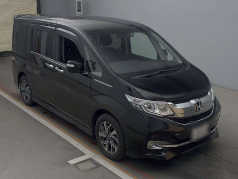 2016 Honda Step WGN Spada RP3[2]