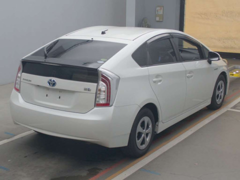 2014 Toyota Prius ZVW30[1]