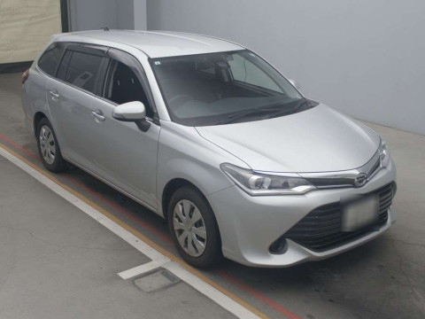 2015 Toyota Corolla Fielder ZRE162G[2]