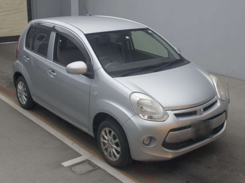 2014 Toyota Passo KGC30[2]