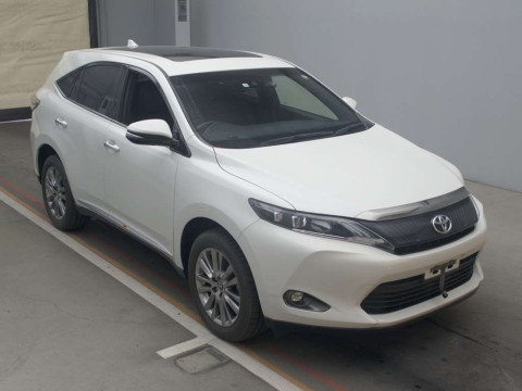 2015 Toyota Harrier ZSU60W[2]