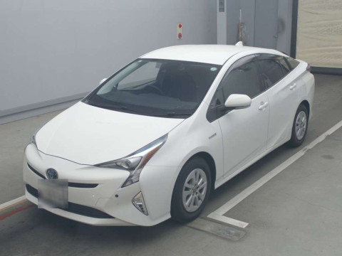 2017 Toyota Prius ZVW50[0]