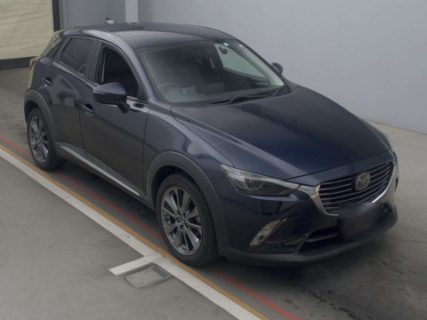 2017 Mazda CX-3 DK5FW[2]