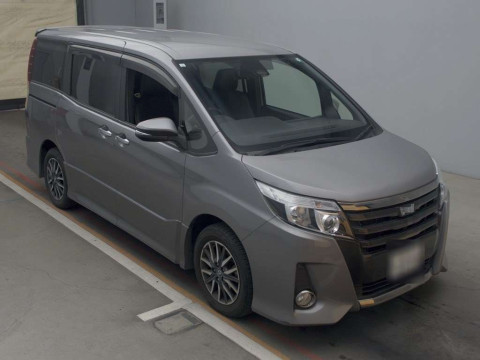 2017 Toyota Noah ZRR80W[2]