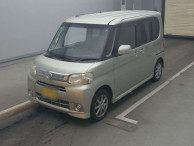 2012 Daihatsu Tanto