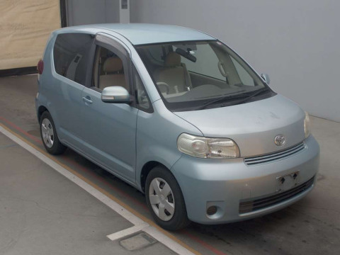 2009 Toyota Porte NNP10[2]