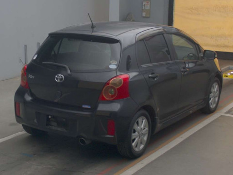 2010 Toyota Vitz SCP90[1]