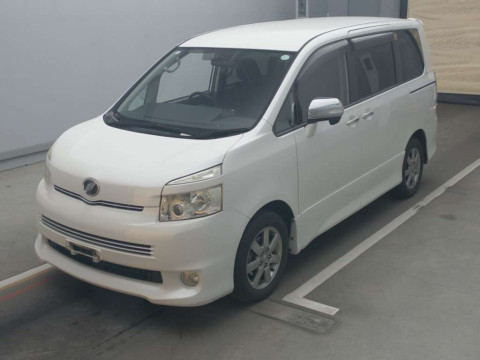 2009 Toyota Voxy ZRR70W[0]