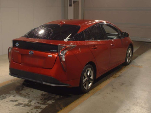 2018 Toyota Prius ZVW50[1]