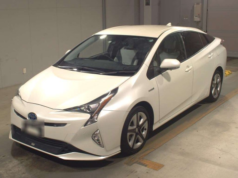 2015 Toyota Prius ZVW51[0]