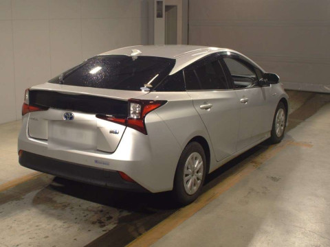 2019 Toyota Prius ZVW51[1]