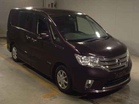 2013 Nissan Serena HFC26[2]