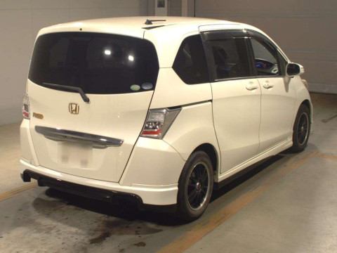 2012 Honda Freed GB3[1]