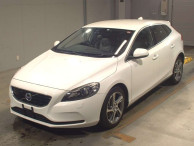 2016 Volvo V40