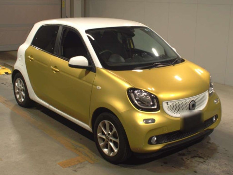 2015 Smart fortwo 453042[2]