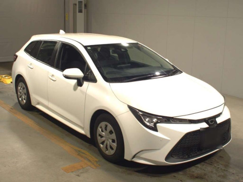 2019 Toyota Corolla Touring Wagon ZRE212W[2]