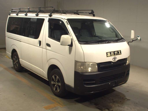 2005 Toyota Hiace Van KDH200V[2]