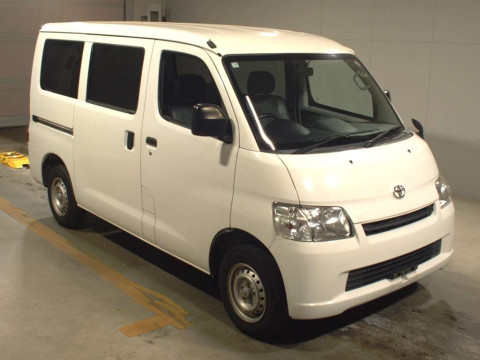 2019 Toyota Townace Van S402M[2]