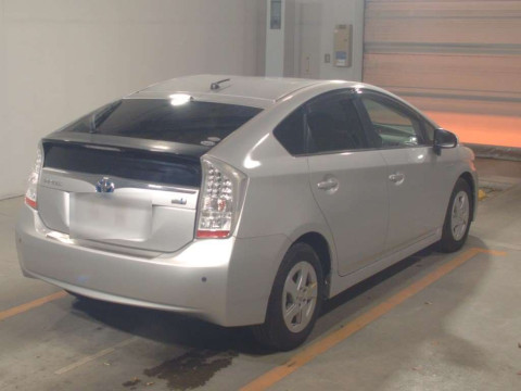 2010 Toyota Prius ZVW30[1]