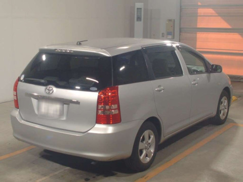 2003 Toyota Wish ZNE10G[1]