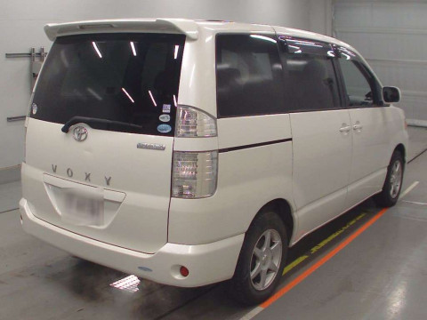 2006 Toyota Voxy AZR65G[1]