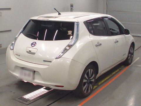 2014 Nissan Leaf AZE0[1]