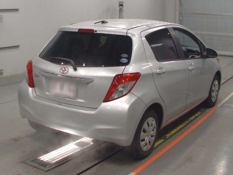 2012 Toyota Vitz NSP130[1]