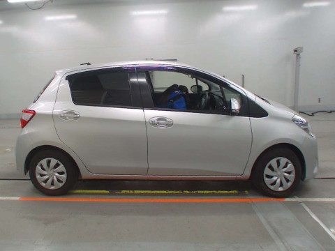 2019 Toyota Vitz NSP130[2]