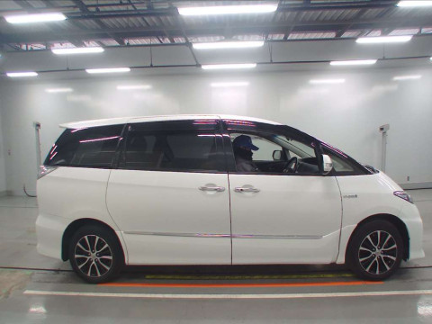 2012 Toyota Estima Hybrid AHR20W[2]