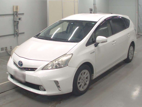 2012 Toyota Prius alpha ZVW41W[0]