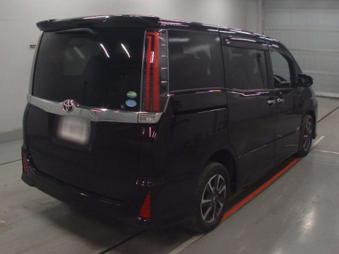 2018 Toyota Noah ZRR85W[1]