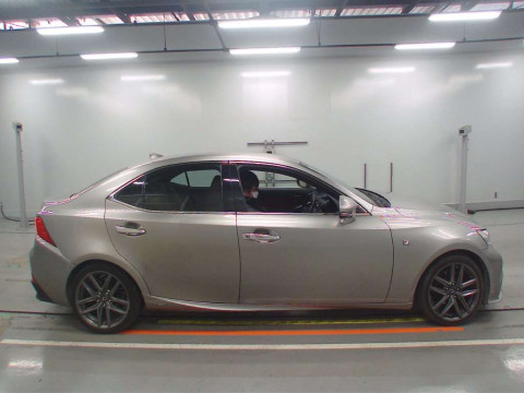 2013 Lexus IS AVE30[2]