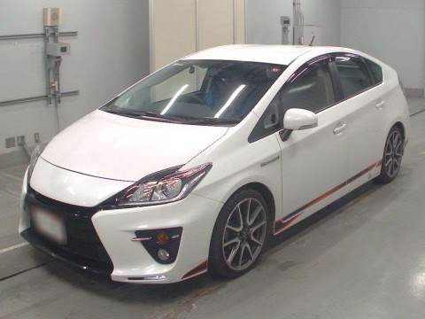 2014 Toyota Prius ZVW30[0]