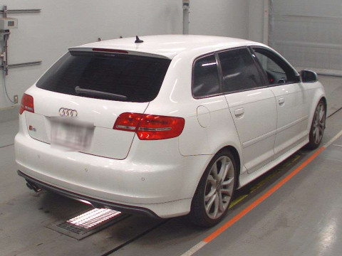 2010 Audi S3 8PCDLF[1]