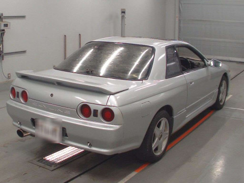 1991 Nissan Skyline HNR32[1]