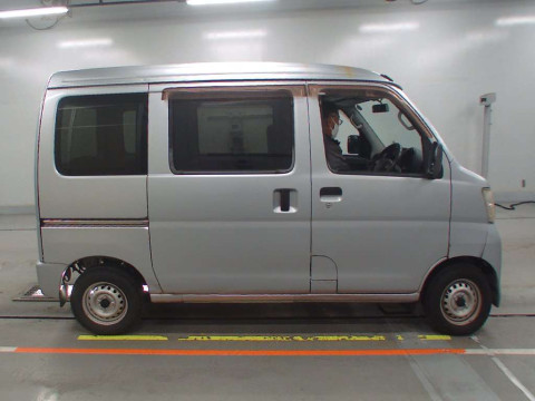 2009 Daihatsu Hijet Cargo S321V[2]