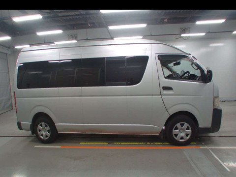 2006 Toyota Hiace Van KDH220K[2]