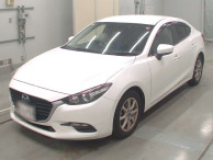 2016 Mazda Axela