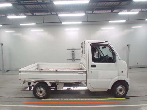 2013 Suzuki Carry Truck DA63T[2]