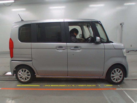 2020 Honda N-BOX JF3[2]