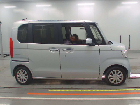 2020 Honda N-BOX JF3[2]