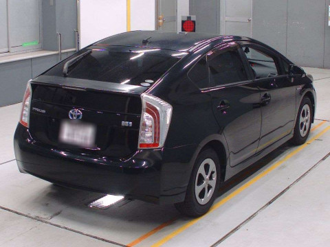 2014 Toyota Prius ZVW30[1]