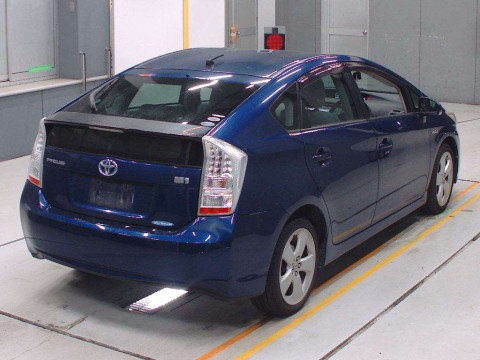 2011 Toyota Prius ZVW30[1]