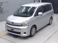 2012 Toyota Voxy