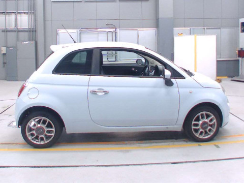 2010 Fiat 500 31214[2]