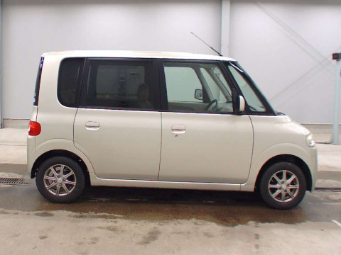 2004 Daihatsu Tanto L350S[2]